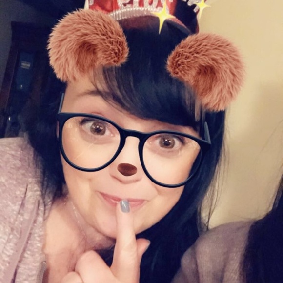 Meet your Posher, Teddi - Picture 5 of 6